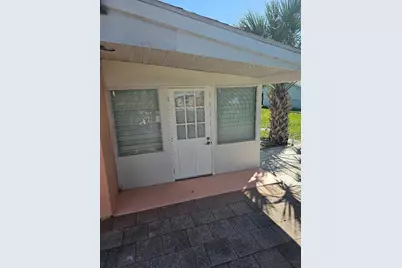 103 32nd Street NW, Bradenton, FL 34205 - Photo 1