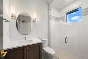 3927 Founders Club Dr, Sarasota, FL 34240 - Photo 45