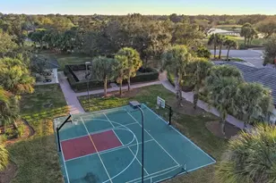 3927 Founders Club Dr, Sarasota, FL 34240 - Photo 79