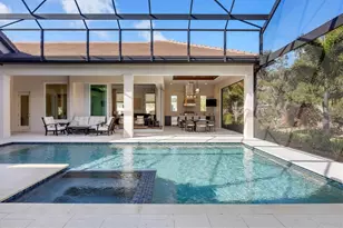 3927 Founders Club Dr, Sarasota, FL 34240 - Photo 35