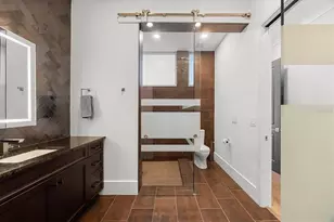 3927 Founders Club Dr, Sarasota, FL 34240 - Photo 27