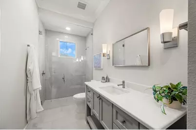 3927 Founders Club Drive, Sarasota, FL 34240 - Photo 47