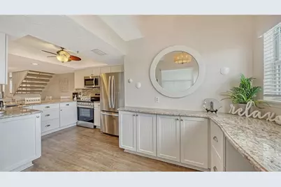 1350 Siesta Bayside Drive #1350B, Sarasota, FL 34242 - Photo 5