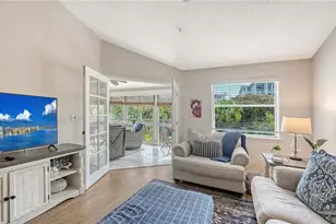 1350 Siesta Bayside Dr, Sarasota, FL 34242 - Photo 15