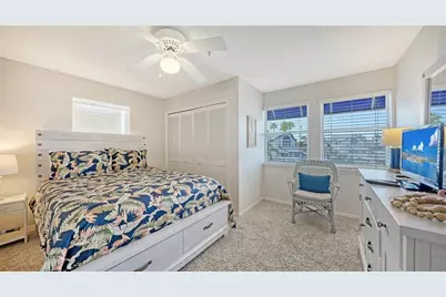 1350 Siesta Bayside Drive #1350B, Sarasota, FL 34242 - Photo 29