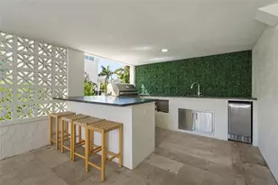 519 Loquat Dr, Anna Maria, FL 34216 - Photo 17