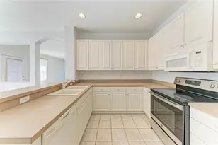 1826 San Silvestro Dr, Venice, FL 34285 - Photo 13