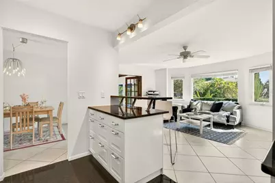 550 De Narvaez Drive, Longboat Key, FL 34228 - Photo 11