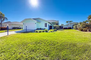 5110 86th St Ct W, Bradenton, FL 34210 - Photo 5