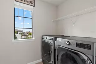 5876 Silverside Pne Ct, Lakewood Ranch, FL 34211 - Photo 35