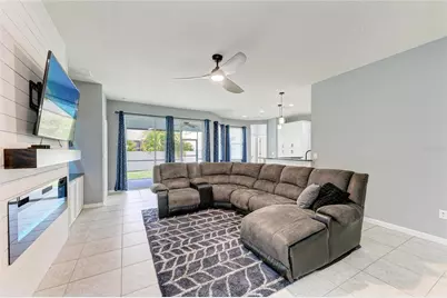 8005 115th Avenue E, Parrish, FL 34219 - Photo 7