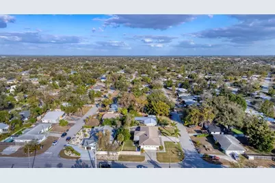 2411 Valencia Drive, Sarasota, FL 34239 - Photo 53