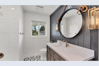 2411 Valencia Drive, Sarasota, FL 34239 - Photo 35