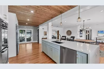 2411 Valencia Drive, Sarasota, FL 34239 - Photo 15