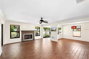 3639 Muirfield Dr, Sarasota, FL 34238 - Photo 9
