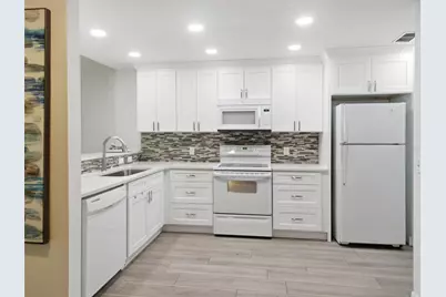 4700 SW Archer Road #D27, Gainesville, FL 32608 - Photo 7