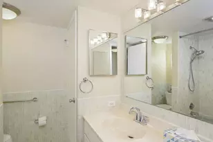 1770 Benjamin Franklin Dr, Sarasota, FL 34236 - Photo 23