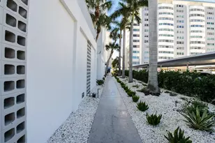 1770 Benjamin Franklin Dr, Sarasota, FL 34236 - Photo 43