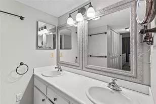 1508 Pelican Cove Rd, Sarasota, FL 34231 - Photo 17