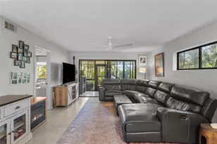 1508 Pelican Cove Rd, Sarasota, FL 34231 - Photo 13