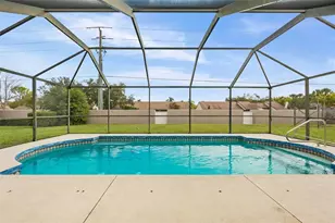 8219 Timber Lake Ln, Sarasota, FL 34243 - Photo 27