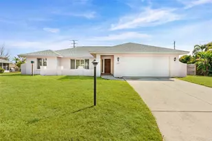 8219 Timber Lake Ln, Sarasota, FL 34243 - Photo 1