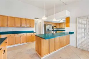 8219 Timber Lake Ln, Sarasota, FL 34243 - Photo 35