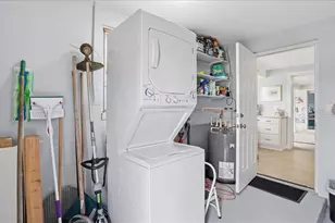 204 84th St, Holmes Beach, FL 34217 - Photo 37