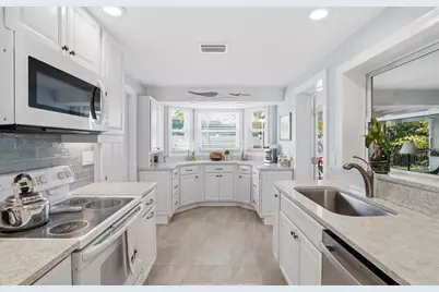 204 84th Street, Holmes Beach, FL 34217 - Photo 23