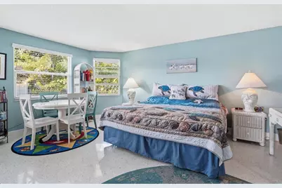 204 84th Street, Holmes Beach, FL 34217 - Photo 27