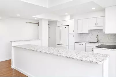 707 S Gulfstream Avenue #307, Sarasota, FL 34236 - Photo 5