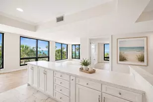 707 S Gulfstream Ave, Sarasota, FL 34236 - Photo 3