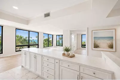 707 S Gulfstream Avenue #307, Sarasota, FL 34236 - Photo 13