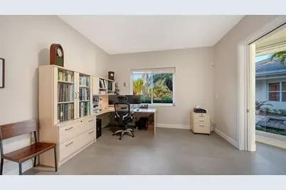 324 Bayshore Drive, Osprey, FL 34229 - Photo 23