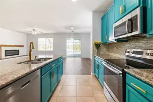 7918 Peaceful Par Dr, Sarasota, FL 34241 - Photo 5