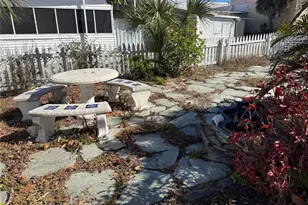 25 S Monroe Ave, Arcadia, FL 34266 - Photo 3