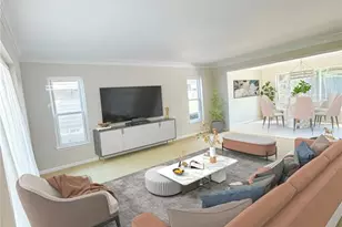 7463 Dickens Dr, Sarasota, FL 34231 - Photo 5