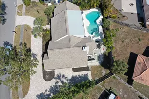 7463 Dickens Dr, Sarasota, FL 34231 - Photo 21