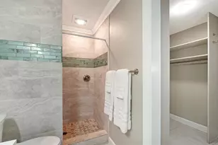 113 Whispering Sands Dr, Sarasota, FL 34242 - Photo 31