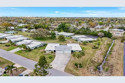 3206 Village Green Drive #1036, Sarasota, FL 34239 - Photo 41