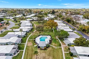 3206 Village Green Dr, Sarasota, FL 34239 - Photo 15