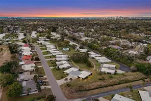 3206 Village Green Dr, Sarasota, FL 34239 - Photo 49