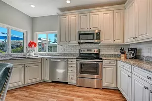 5610 Avenida Del Mare, Sarasota, FL 34242 - Photo 13