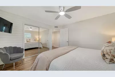 5610 Avenida Del Mare, Sarasota, FL 34242 - Photo 11