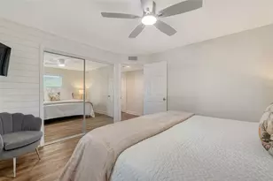 5610 Avenida Del Mare, Sarasota, FL 34242 - Photo 11