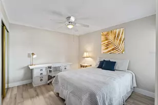 4668 Oak Hill Ln, Sarasota, FL 34232 - Photo 13