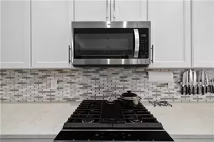 4609 Antrim Dr, Sarasota, FL 34240 - Photo 17