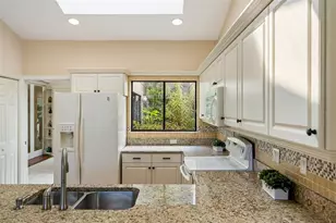 2326 Harbour Oaks Dr, Longboat Key, FL 34228 - Photo 11