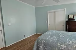 140 Southwinds Dr, Sarasota, FL 34231 - Photo 11