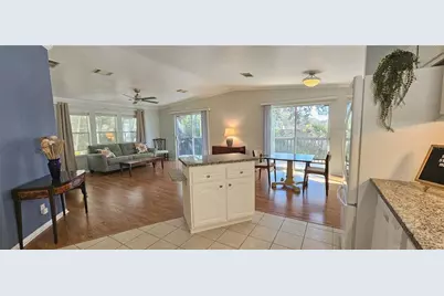 140 Southwinds Drive, Sarasota, FL 34231 - Photo 7